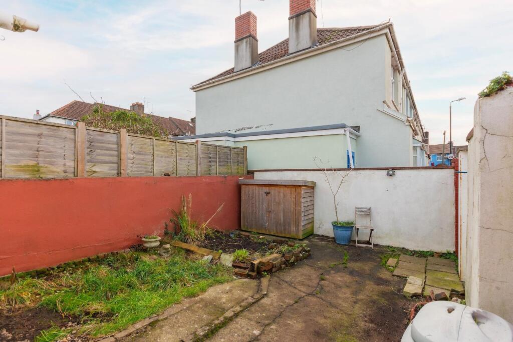 3Y2REN - External F.jpg