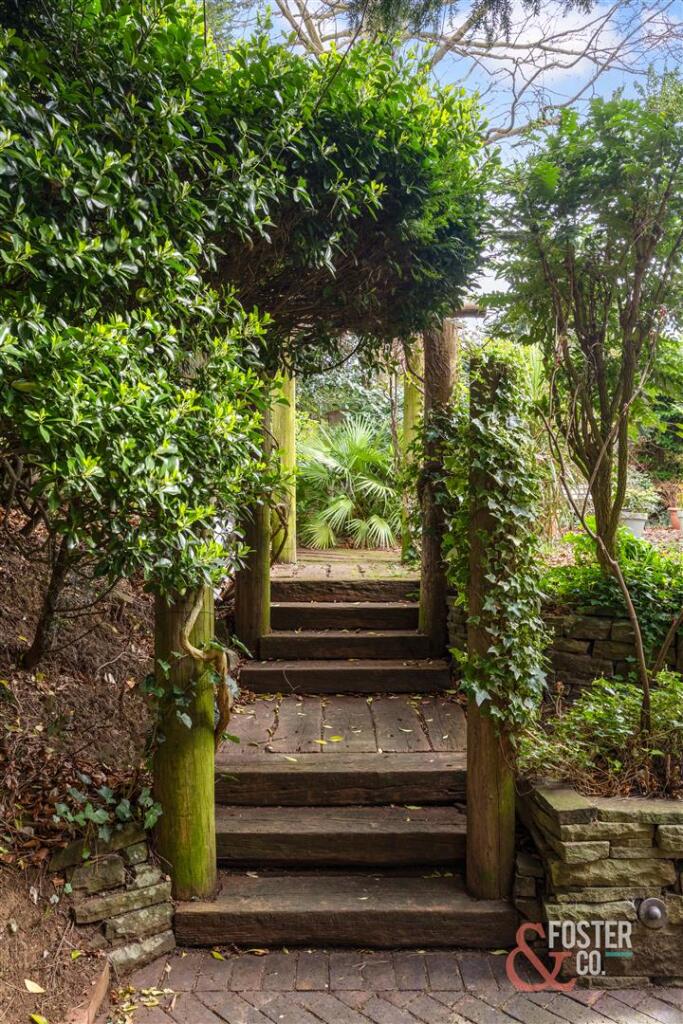 Barrowfield Lodge, Flat 1-021.jpg