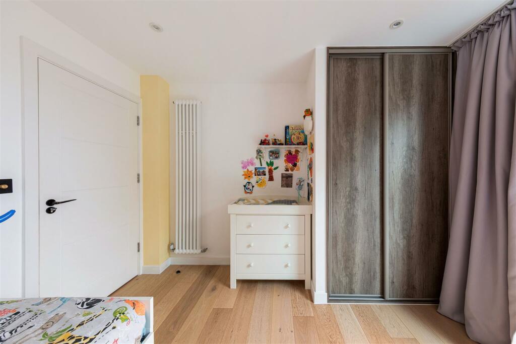 Blackhorse Road, E17