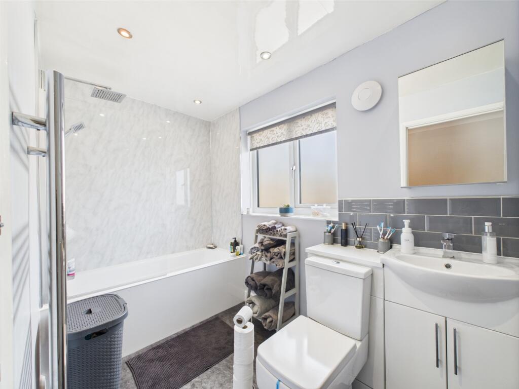 Bright Family Bathroom