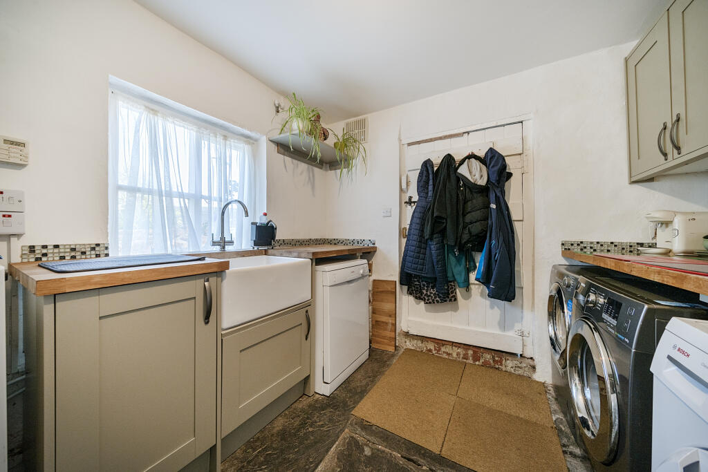 1299266-36-68488c3a60369