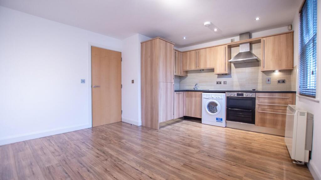 2 Crossley Court (3).jpg