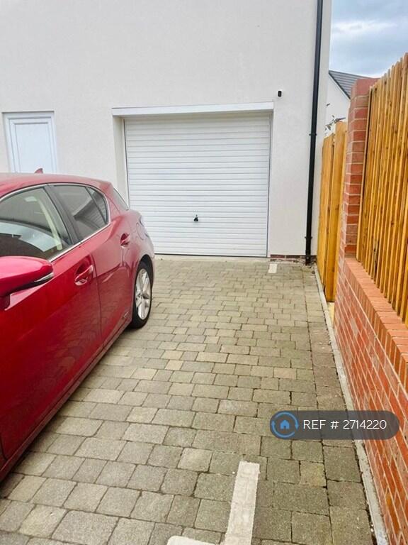 Wynne Crescent, Rugby, CV21