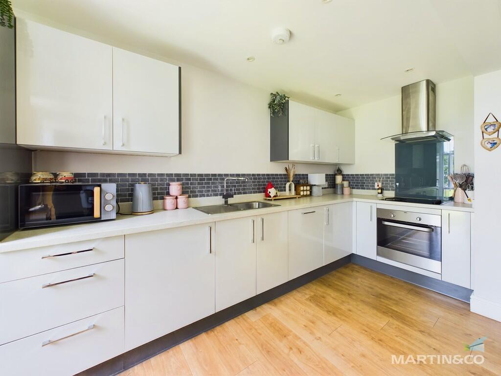 CAM03111G0-PR0134...