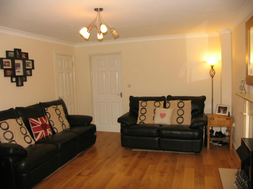 Lounge Photo 2