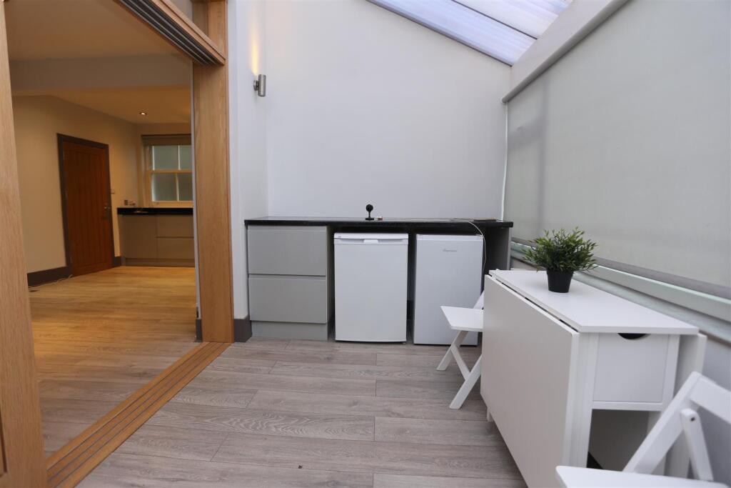 248 Dyke Rd new kitchlounge (7).JPG