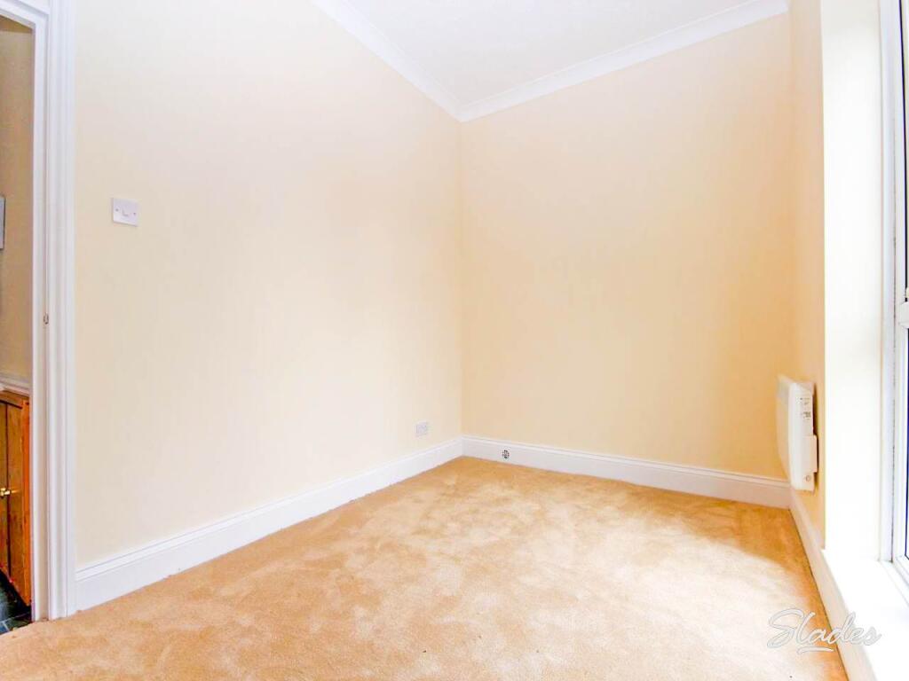 3 Norfolk House bedr