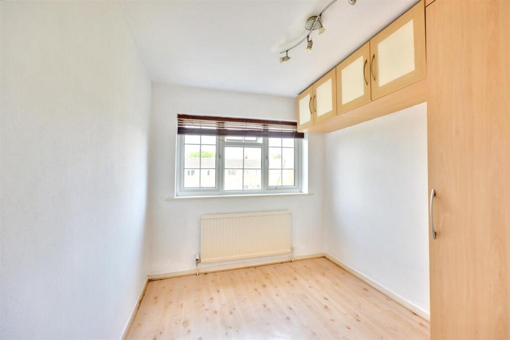 Bedroom 2_1.jpeg