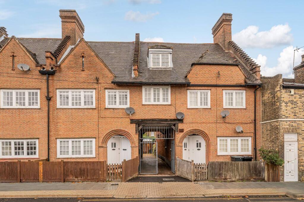 Oakhill Road, Putney, London, SW15