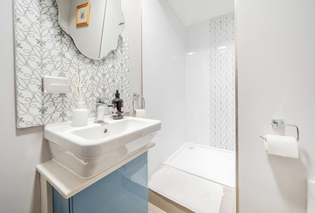 1341247-13-68b874...