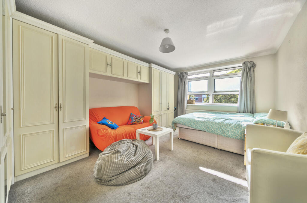 1318648-12-6866b8...