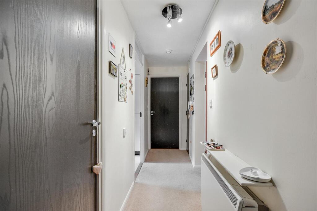 Entrance Hall.jpeg