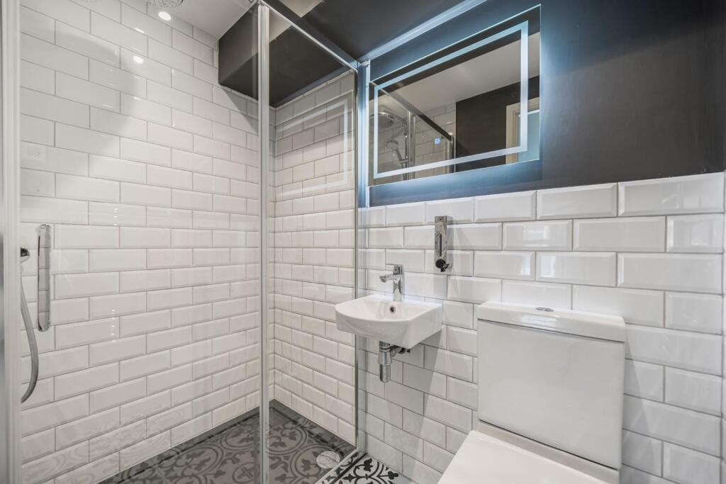 Primary Bedroom Ensuite