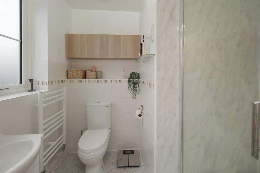 9 Mark Antony Drive Cv34-21.jpg