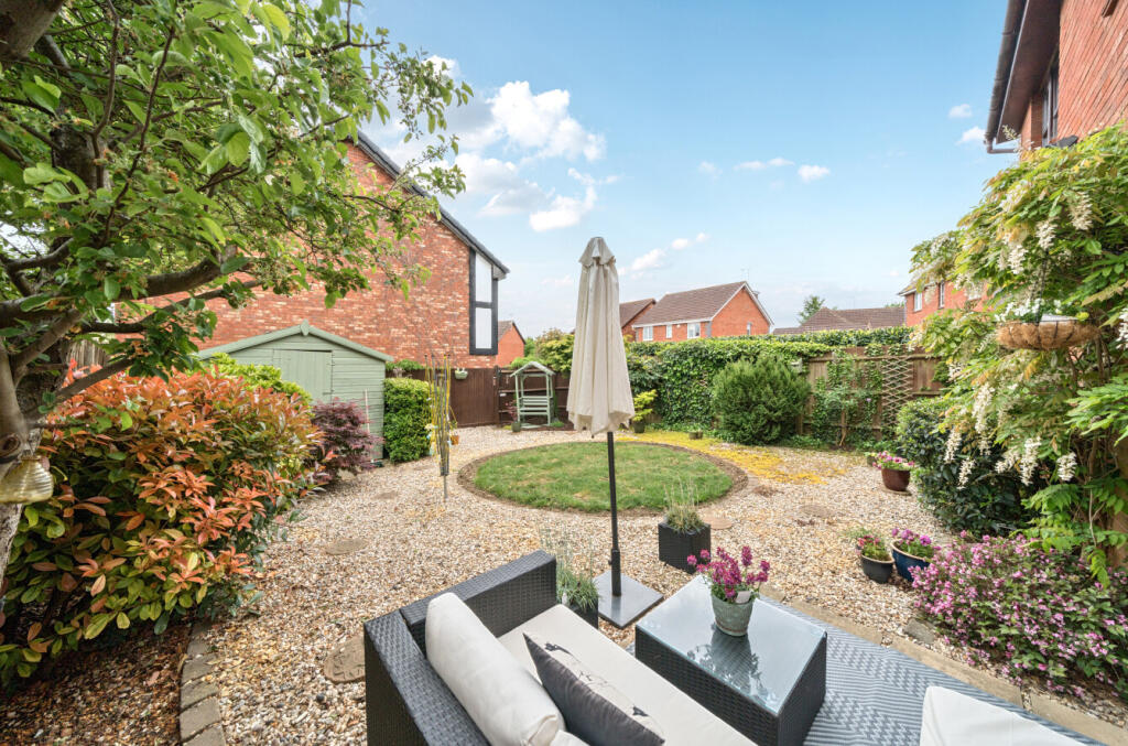 4-681cf8aa5bf25-1...