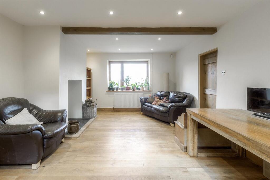 Hipsley Lane, Hurley