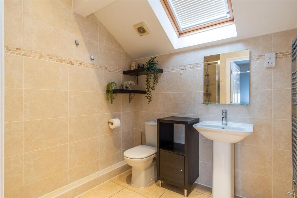 Master Ensuite