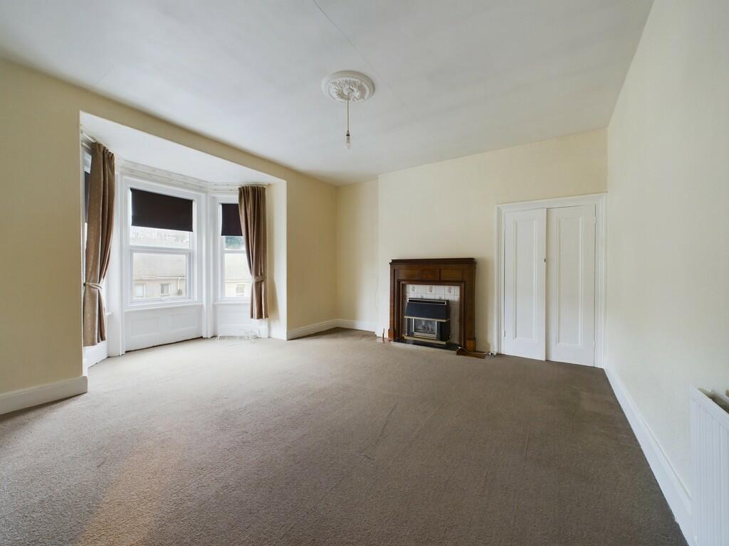 CAM02089G0-PR0374...