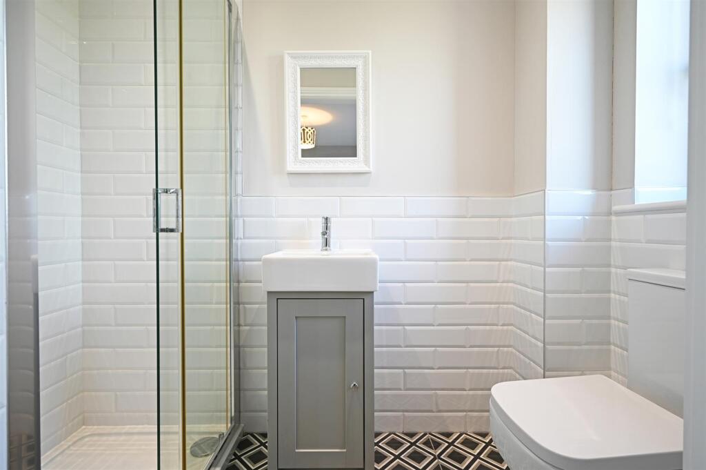 Bedroom 3 En-Suite Shower Room