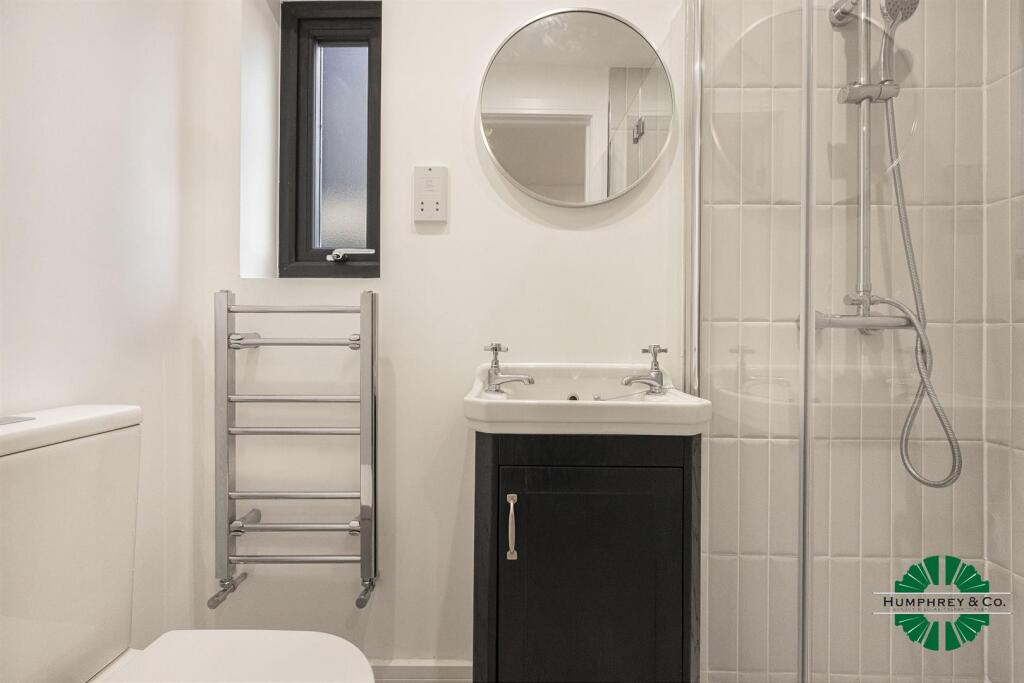 20 Aubrey Road -007-1800.jpg