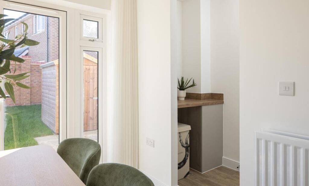 Dandara - Wittering Place - The Charleston, Home 35