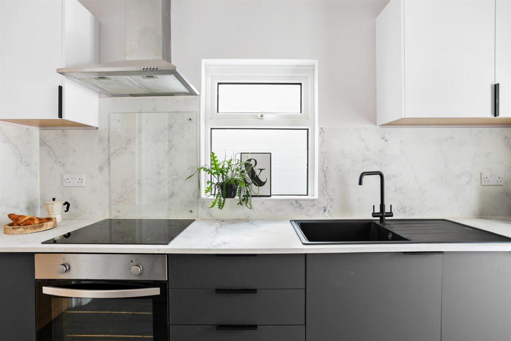 HR Yellowbrick Rd De