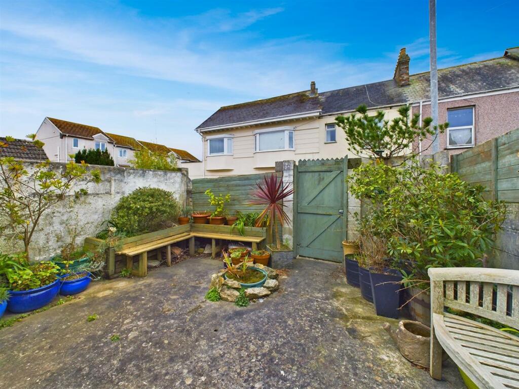 Rear Courtyard