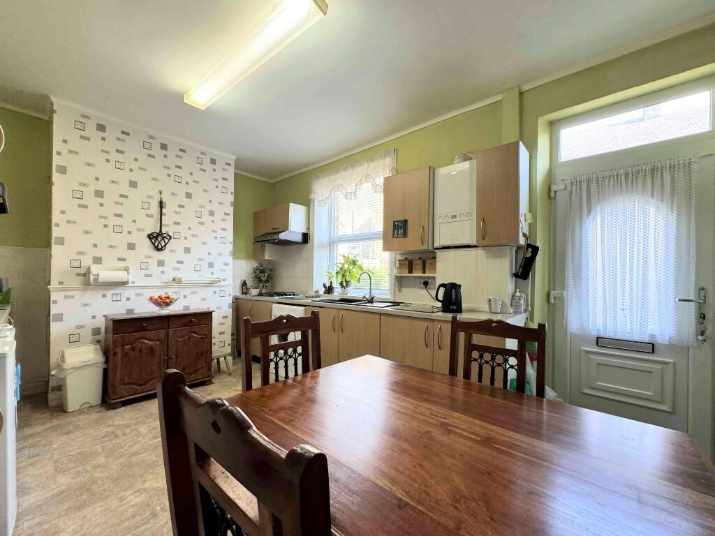 Dining Kitchen