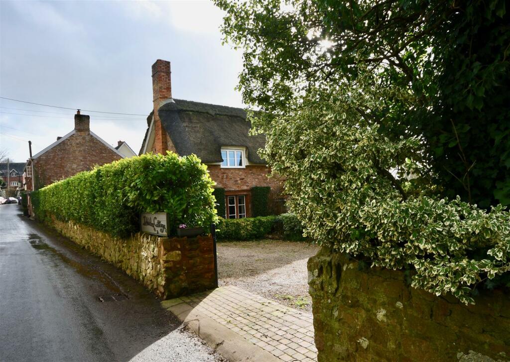 Dibbles Cottage