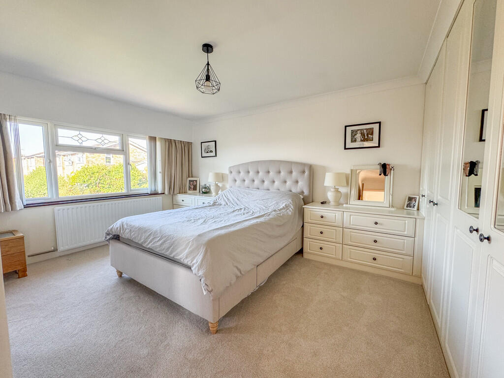 bed 1