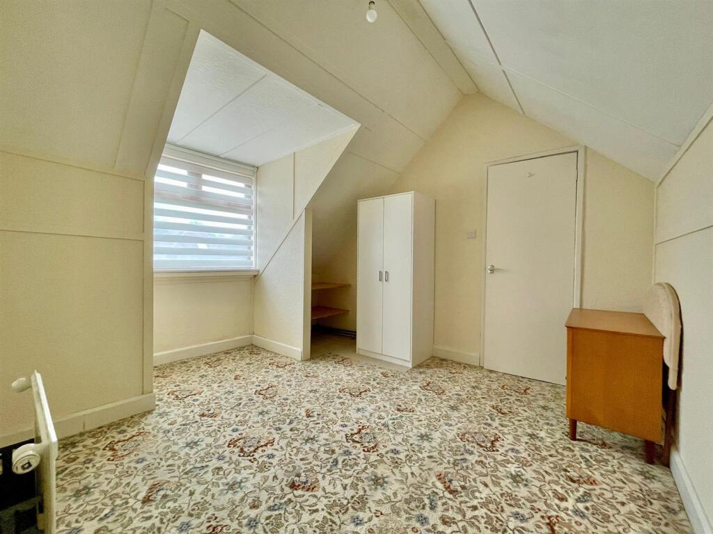 Bedroom 3.jpg