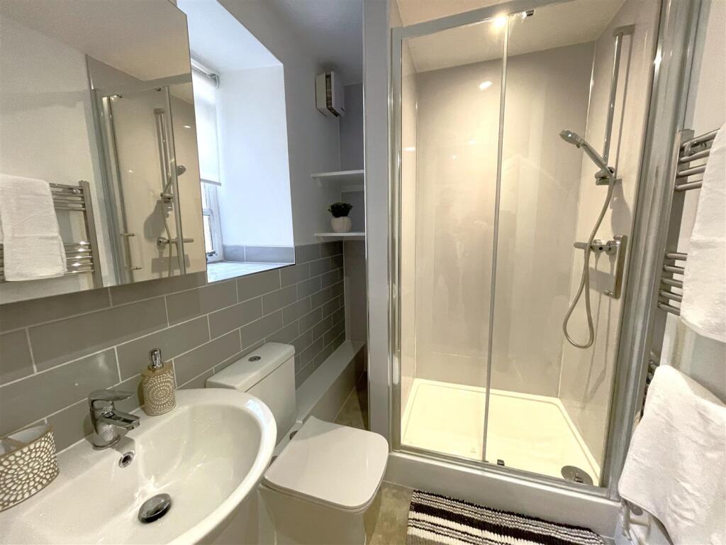 Bathroom - FURNASHED.jpg