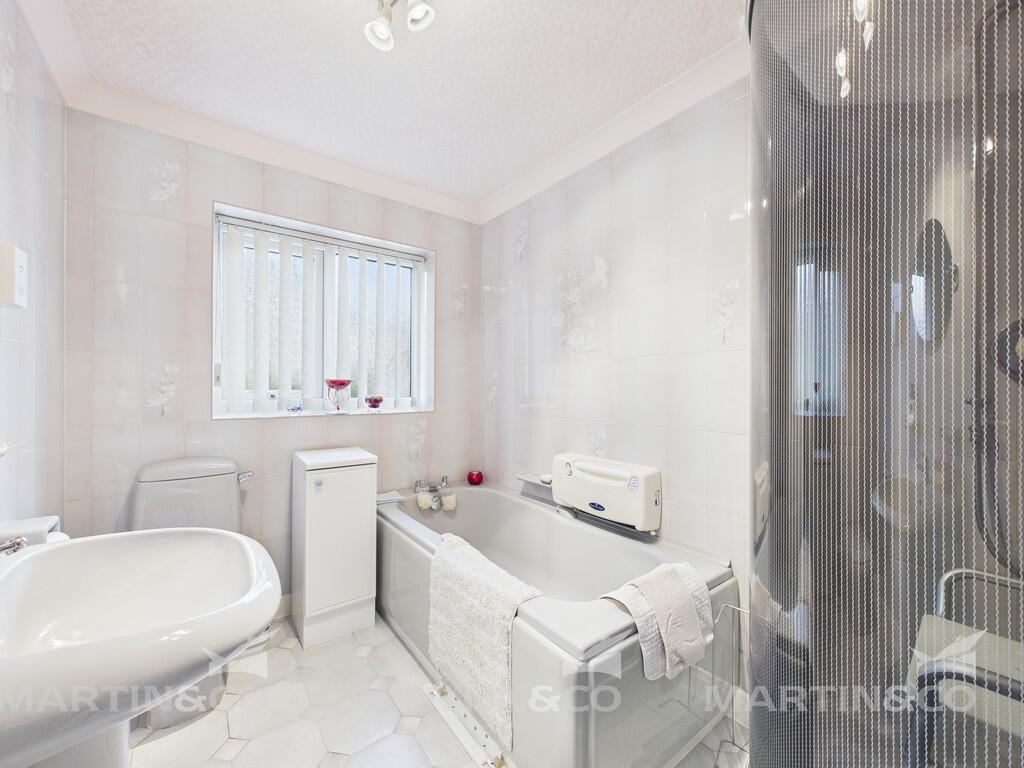 CAM02406G0-PR0533...