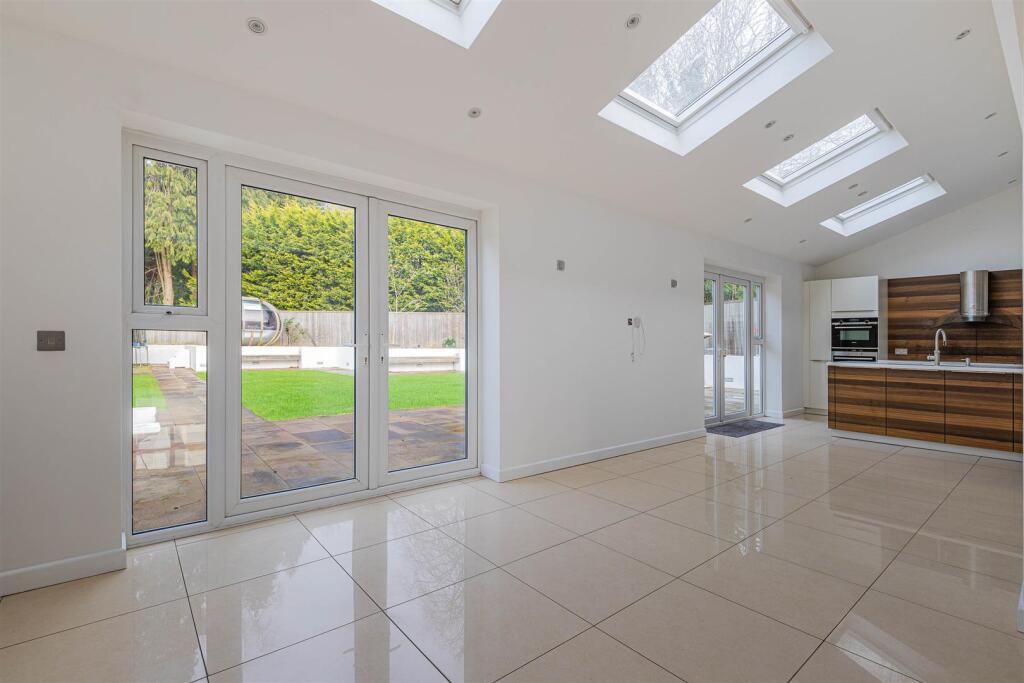 Bronwydd Close 6-18.jpg