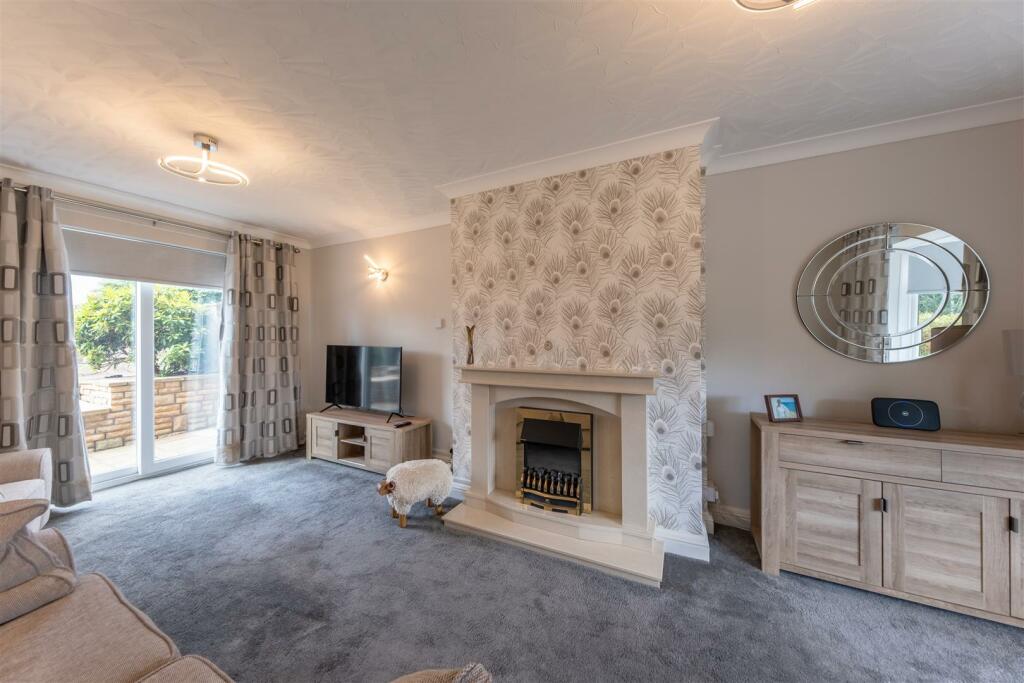 1 Edgewell Lane-009.jpg
