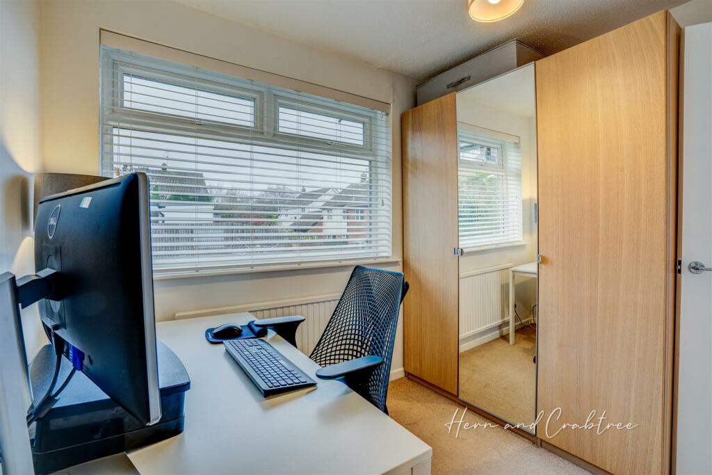 Launcelot Crescent, Thornhill, HernCrabtree (28).j