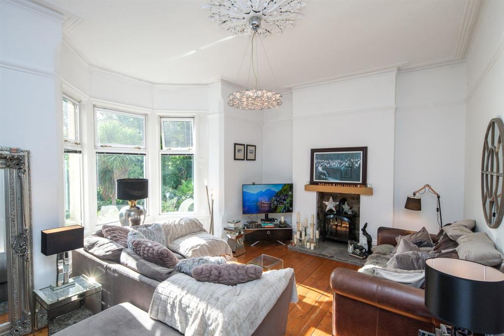 3_Beech_Road_Penarth-49.jpg