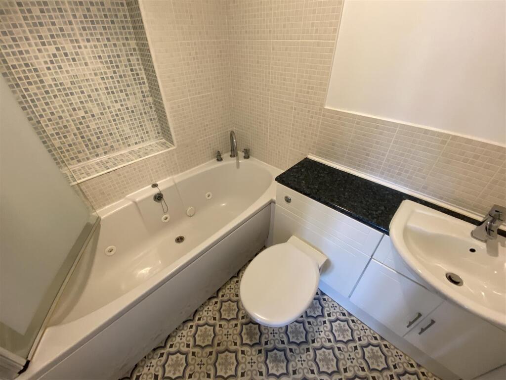 Bathroom/WC