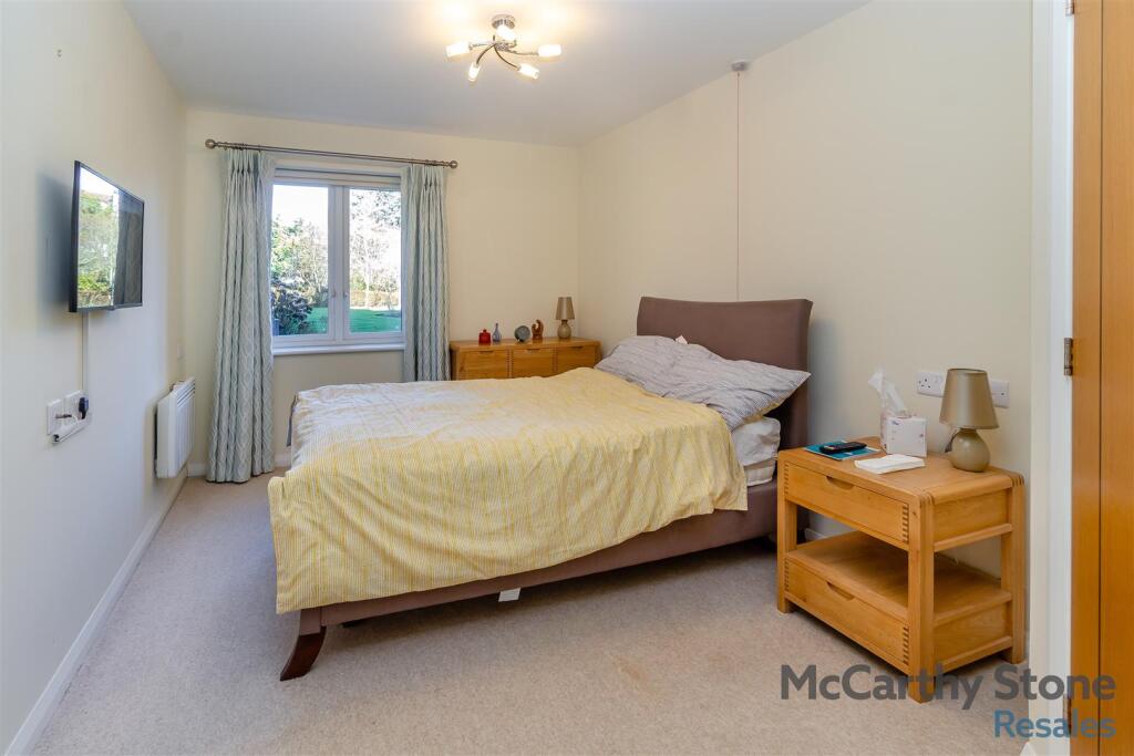 8638089-interior03.jpg