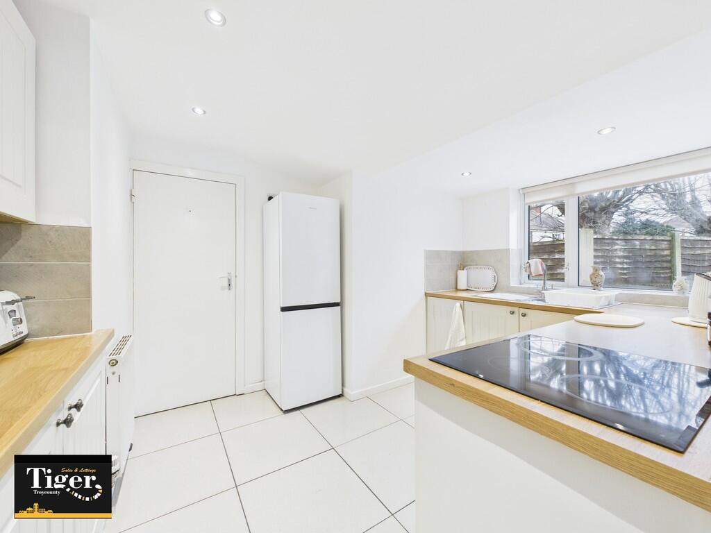 CAM03440G0-PR0487...