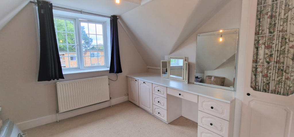 LOFT FRONT BEDROOM