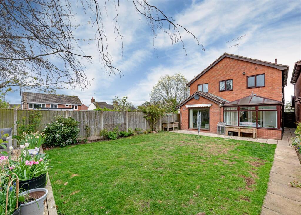 2 Sytch Lane-External.jpg