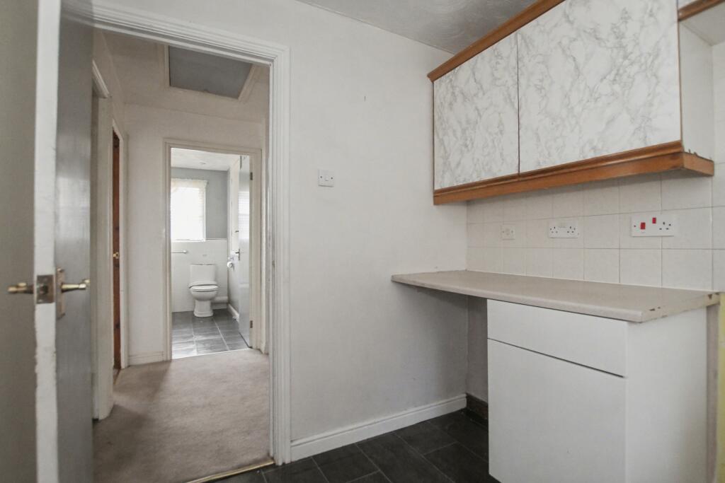 16 Bellingham Grove, Hanley, Stoke-on-Trent, Staffordshire, ST1 6UX