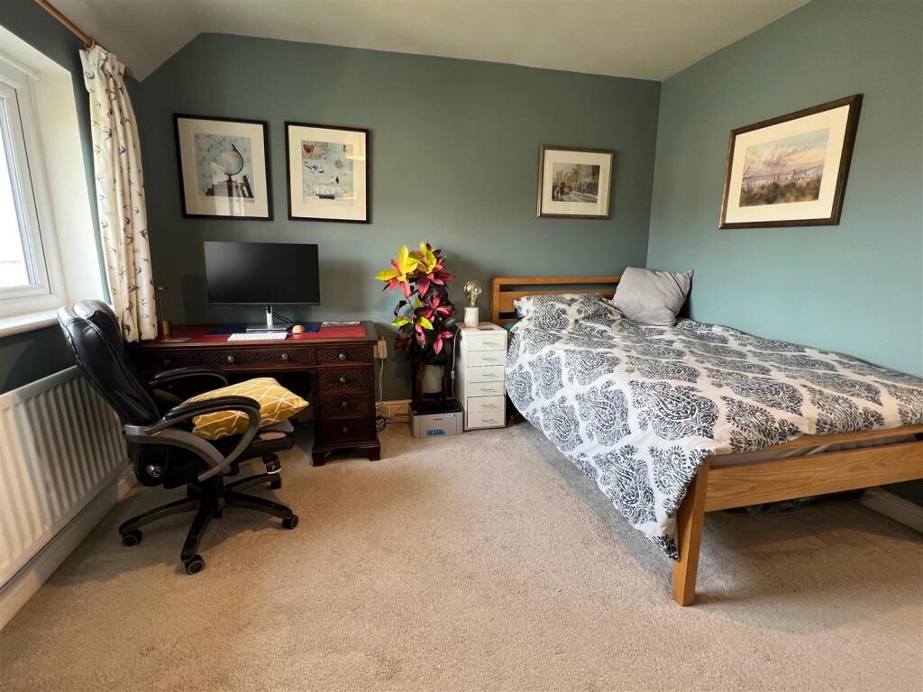 Bedroom 2.jpeg