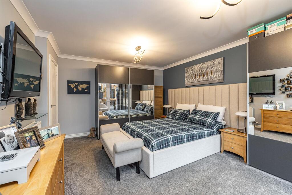 2 Kingsknowe Gardens Galashiels 17.JPG