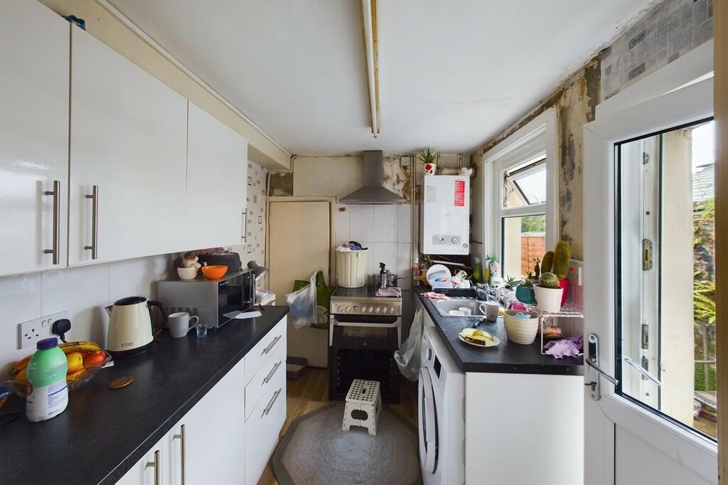 CAM01085G0-PR0427...