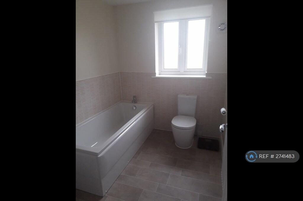 Newly Fitted Family Bathroom