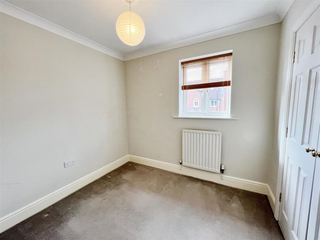 Bedroom 4.jpg