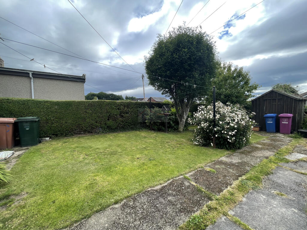 Garden a .JPG
