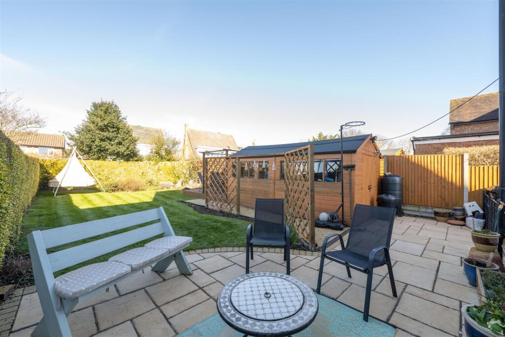 35 Bearton Green-22.jpg